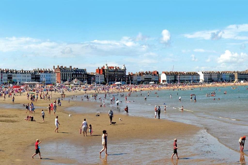 Beautiful 2 Bed Apartment Just Steps To The Beach Weymouth Eksteriør bilde